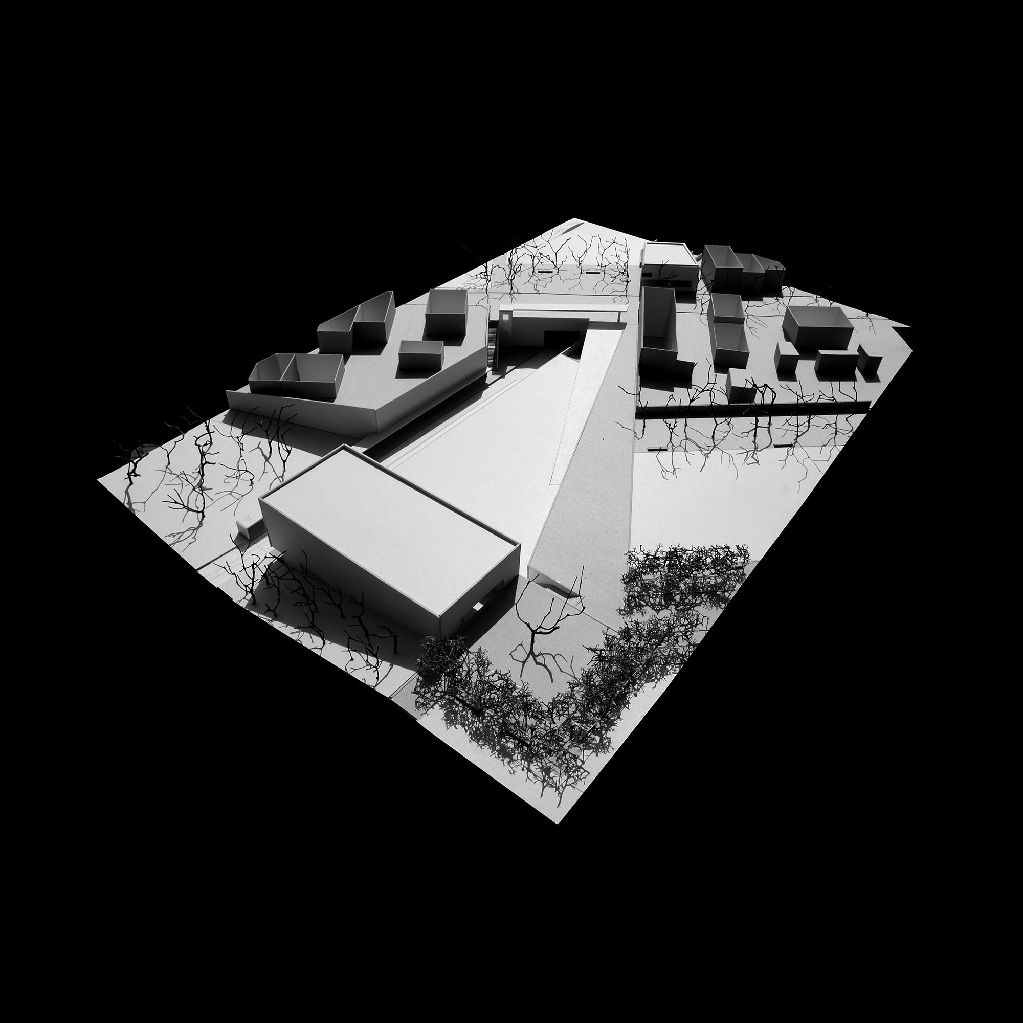 Commercial Building in Cust&oacute;ias