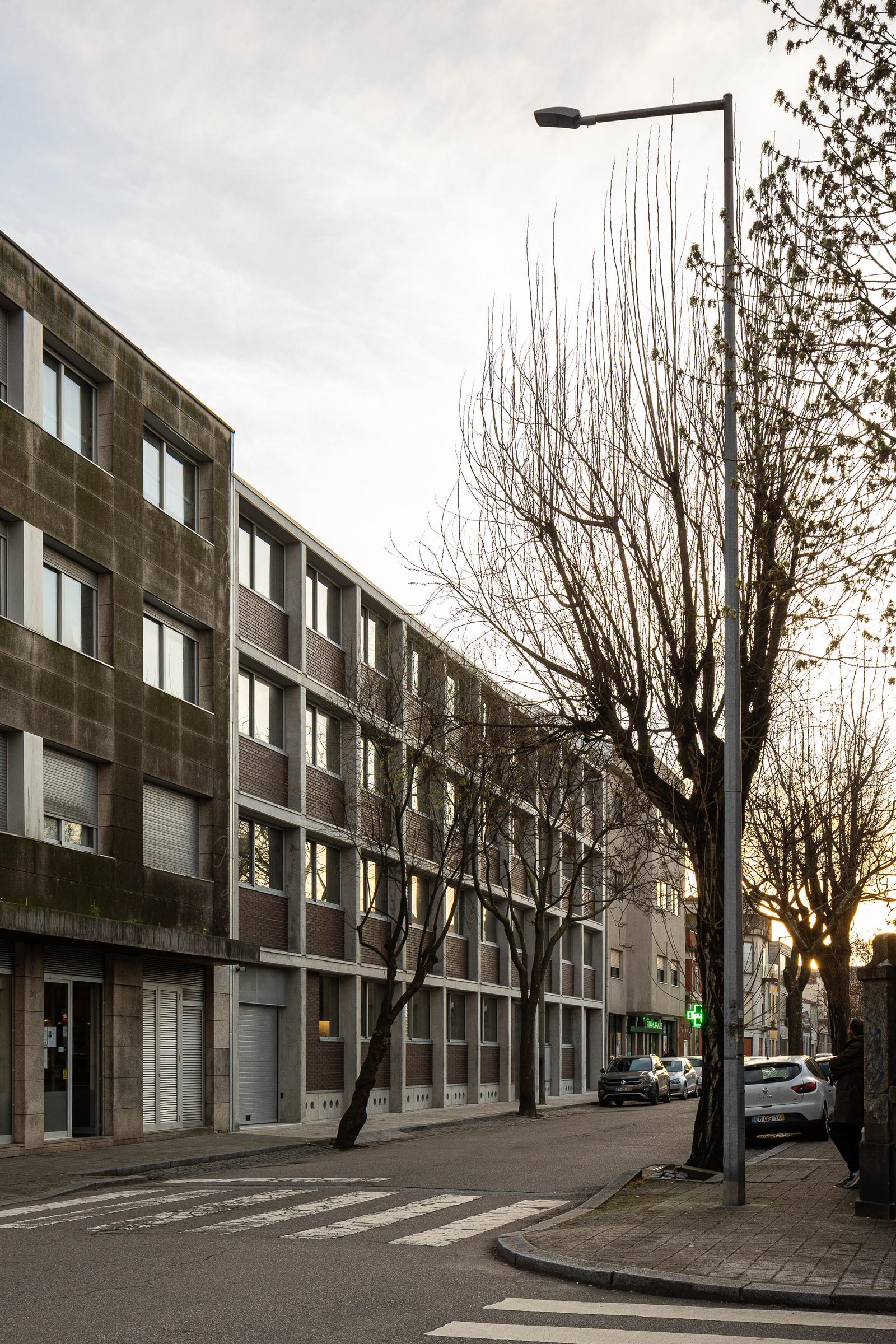 Hintze Ribeiro Residential Building